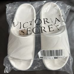 Victoria's Secret PINK Pillow Slides