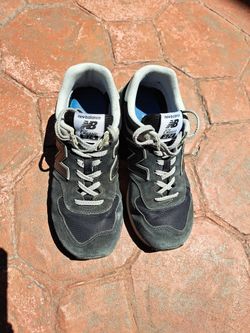 New Balance Classics

574 Core
Women Size 8