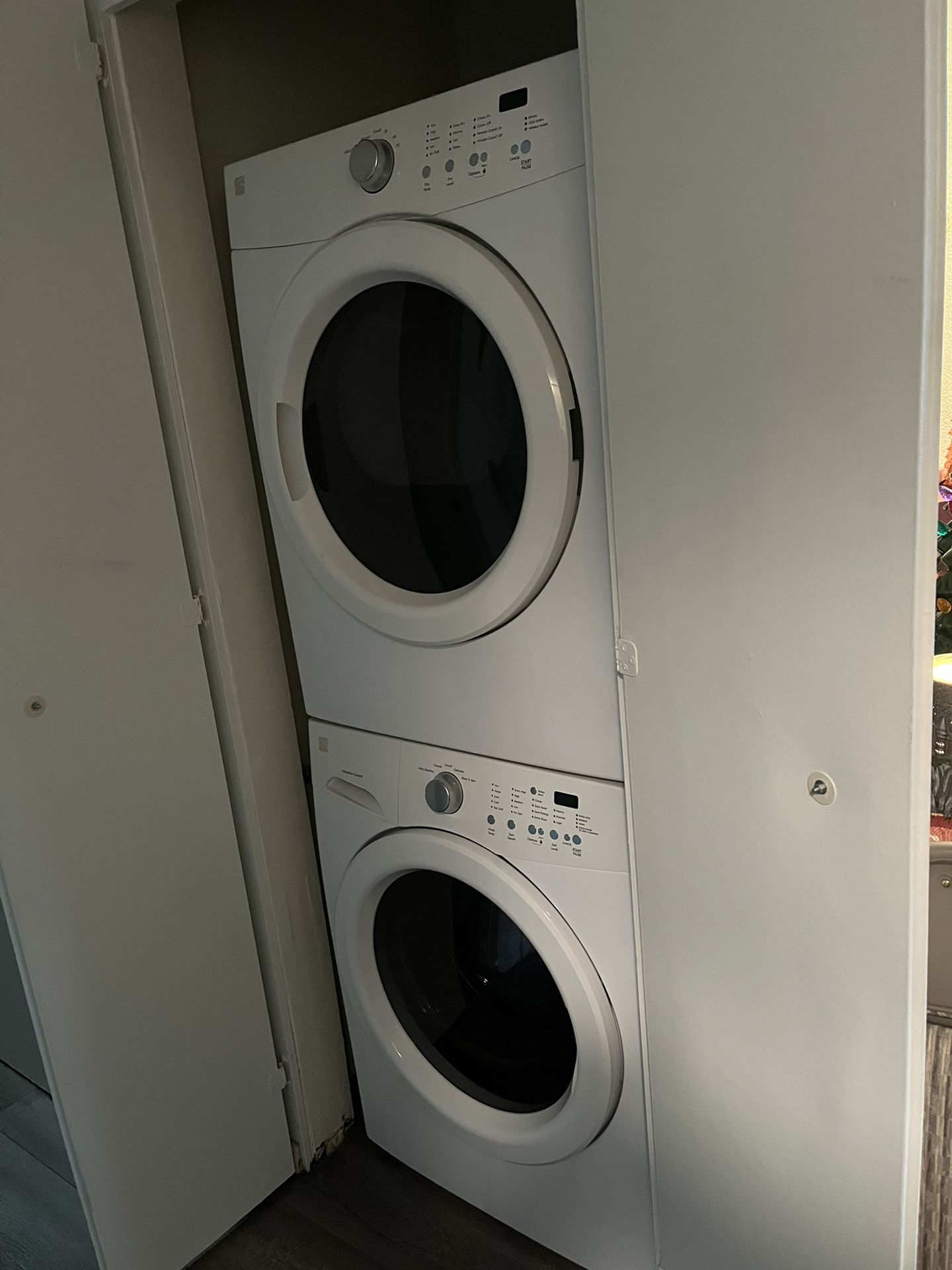 Washer & Dryer - Gas Kenmore- See Comments