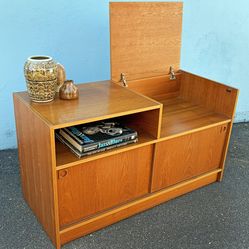 Vintage Danish Modern teak stereo/record cabinet