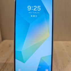 Samsung Galaxy A16 /5G/128 GB factory unlocked for any carrier / 128GB liberado para cualquier compañía