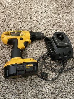 Dewalt Drill And Charger  🪫 Battery Is Not Working 