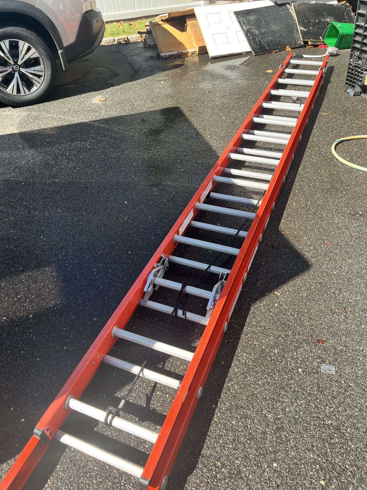 28’ LadderWerner Fiberglass Ladder 