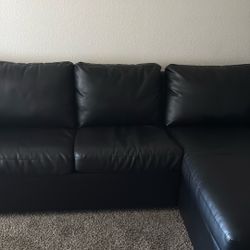 Black Sectional Couch 