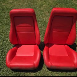 Universal Racing Seats