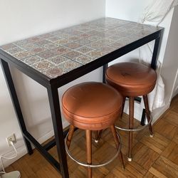 High Top Table And Vintage Stools 