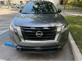 2022 Nissan pathfinder Headlights