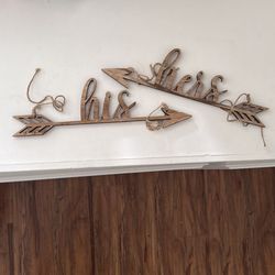 Rustic “His & Hers” Wooden Arrow Wall Signs – Farmhouse Decor (Set of 2)