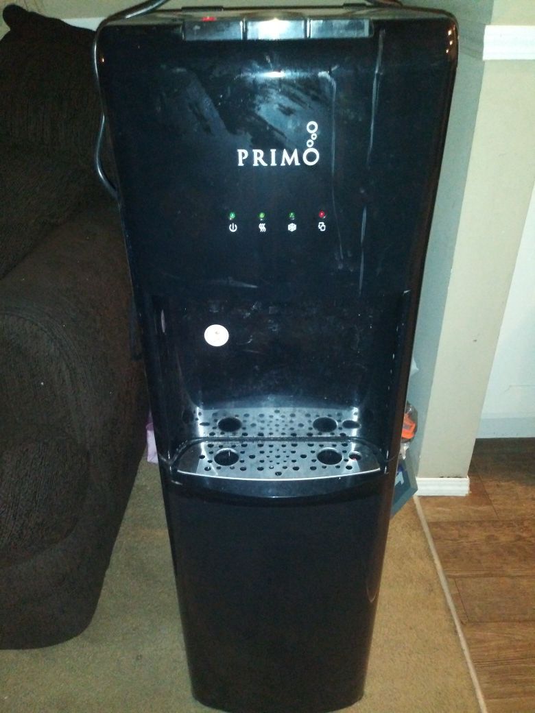 Primo water dispenser. Hot and cold.... Bottom fed from reservoir
