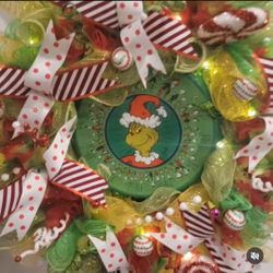 24" GRINCH WREATH W/Lights