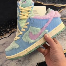 Nike SB Dunk Low Verdy 