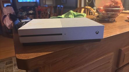 Xbox Series And Controller