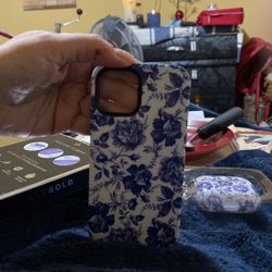 Casely iPhone 12pro Case & AirPod Pro Case