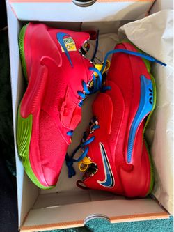 Uno x Nike