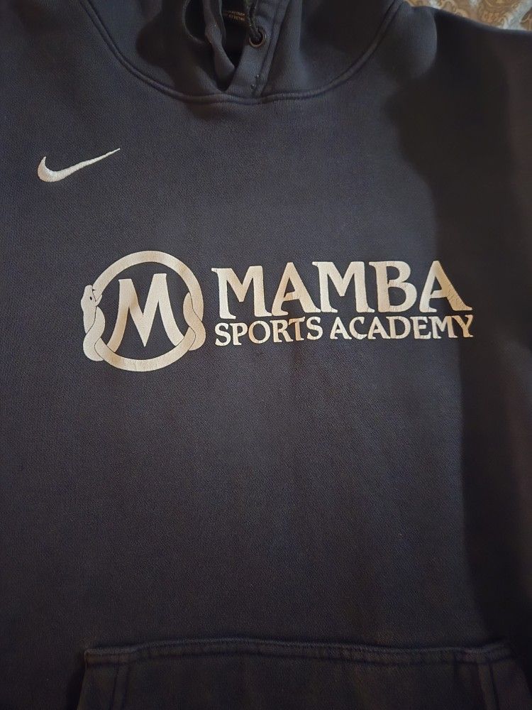 Mamba Sports Hoodie Medium
