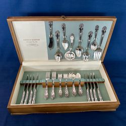 Reed And Barton Festivity Silverplate Set Flatware