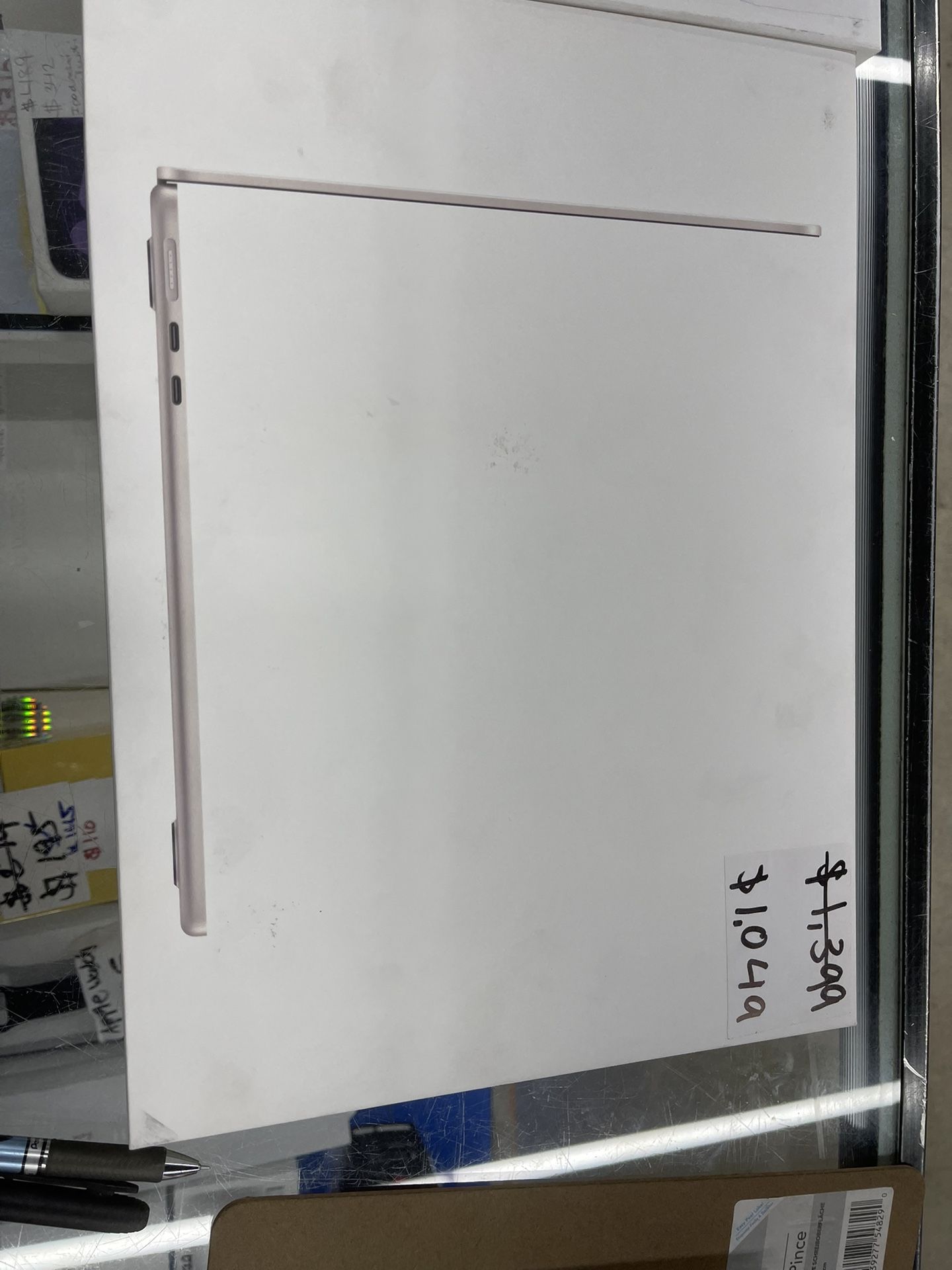13 Inch MacBook Air M4 Chip 512 SSD 24 Gb