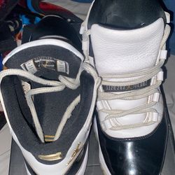 Jordan 11s 