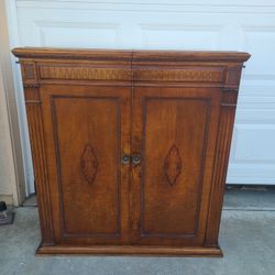 ANTIQUE  CABINET