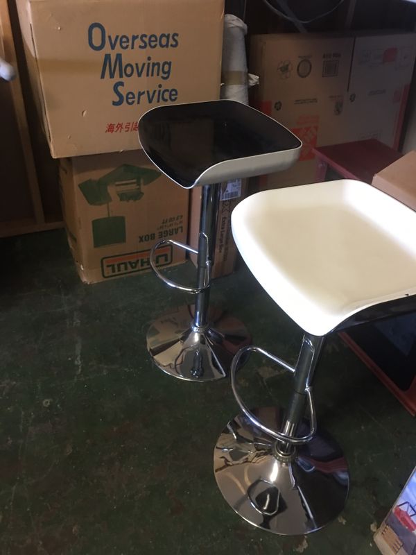 Bar stool for Sale in Las Vegas, NV - OfferUp
