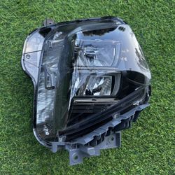 Hyundai Tucson Left Driver Side Headlight Luz Izquierda Chofer