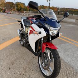 2012 Honda Cbr250r
