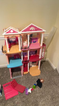 Barbie 3-Story Dreamhouse Dollhouse