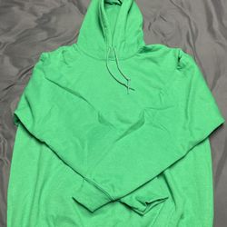 Men’s Green Gildan Hoodie - Size Medium