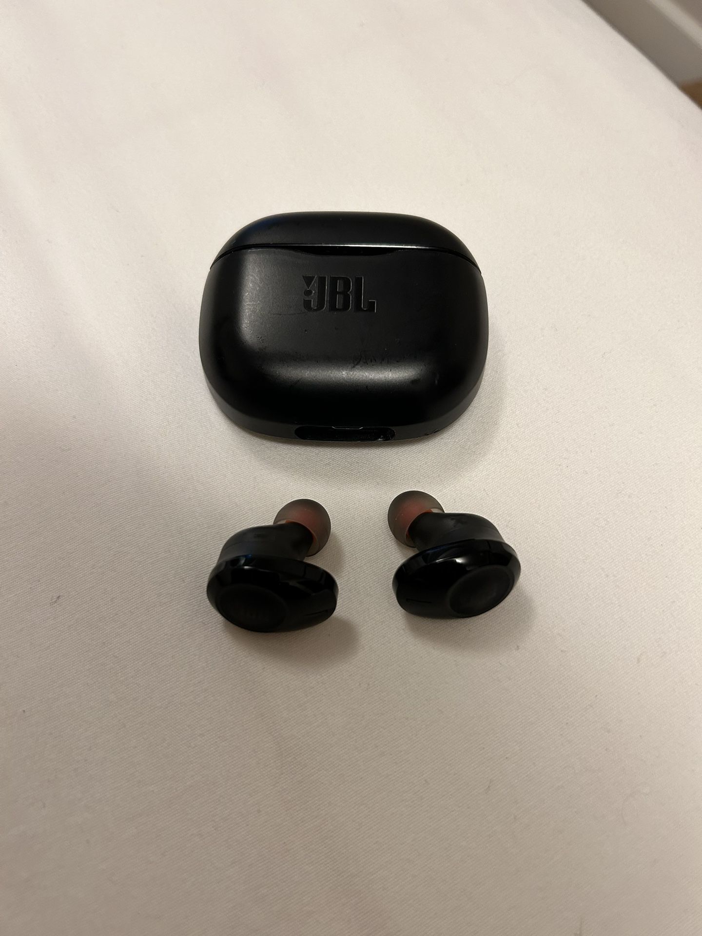 JBL Wireless Headphones 