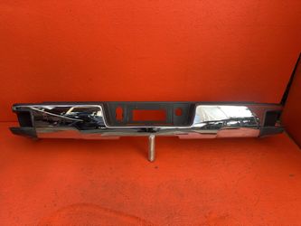 2014 2015 2016 2017 2018 Chevrolet Silverado 1500 Rear Bumper OEM