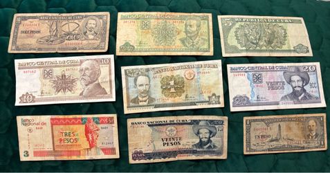 Colleccion De pesos cubanos
