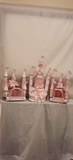 Beautiful Hand crafted Baby Shower or Reveal for your special event.   Price for  all items displayed.