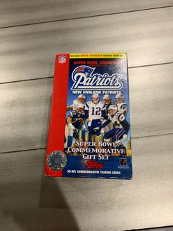 2005 New England Patriots Commemorative Superbowl Gift Set