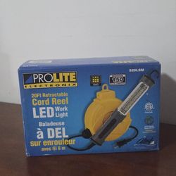 Work Light 20ft Retractable Cord Reel