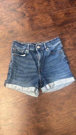 women’s shorts