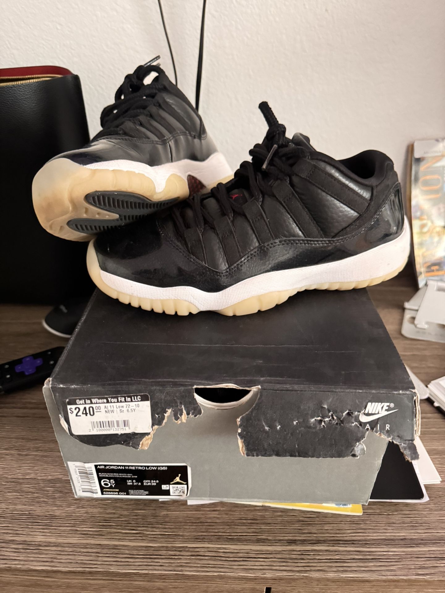 Air Jordan 11 Retro Low 