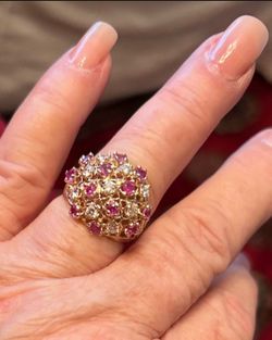 14k Gold Ring. 1 Carat Of Diamonds 1 Carat Of Rubies Vintage 1965.