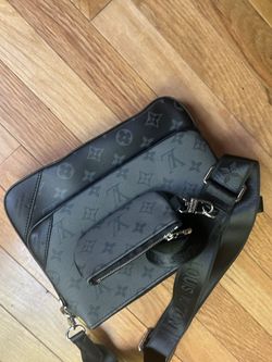 Louis Vuitton Trio Messenger Bag