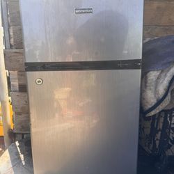 Emerson Mini Fridge 