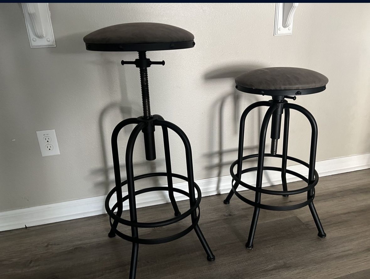 Adjustable Height Bar Stools (4) Sold As Set Never Used Like New