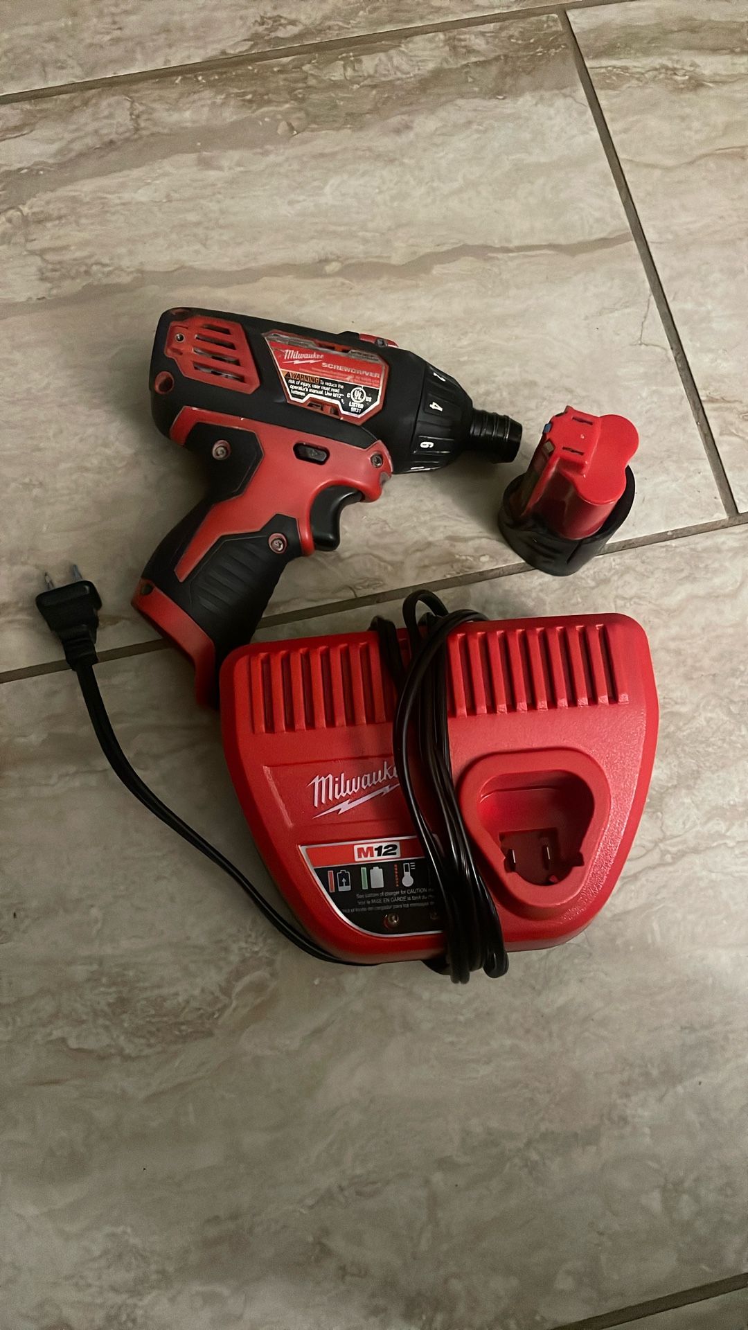 Milwaukee Power Drill / Screwdriver 