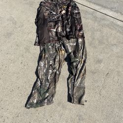 Large Means Hunting Hear