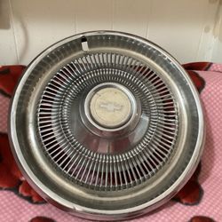 One 1(contact info removed) Chevrolet Chevelle 15 Hubcap Wheel Cover 