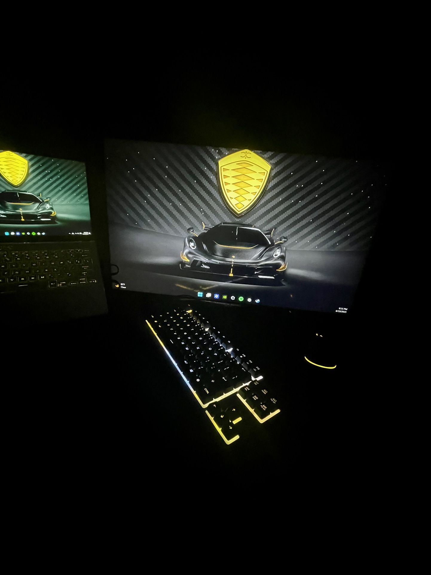 The Laptop Comes With The Original Box And I Bought The Laptop For 1,500 At Best Buy This Offer Comes With A Gaming Laptop,tv,keyboard,mouse