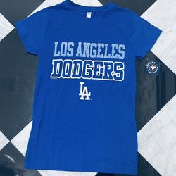 Size Medium Woman’s Dodgers Shirt
