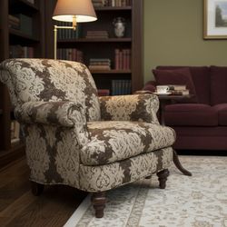 Comfortable Accent Chair – Great for Living Room or Office