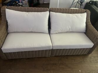 New patio couch (Read Description)
