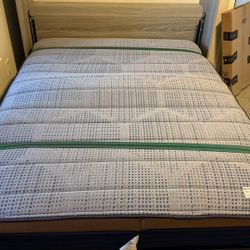 Full Size Mattress (slept only 4 Nights)