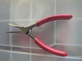 Needle nose pliers 45 degree