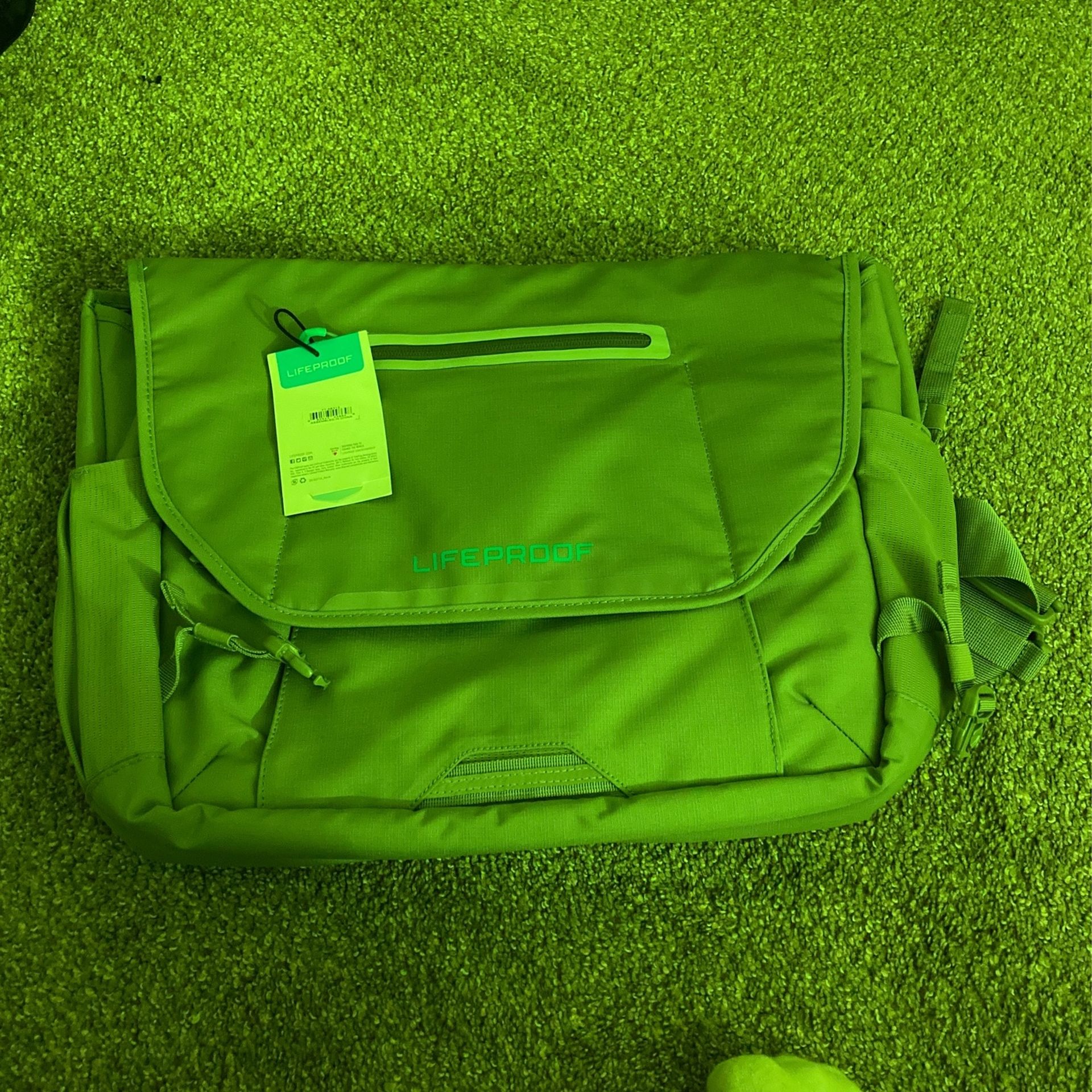 Water Resistant Laptop Bag/ Carrying Case